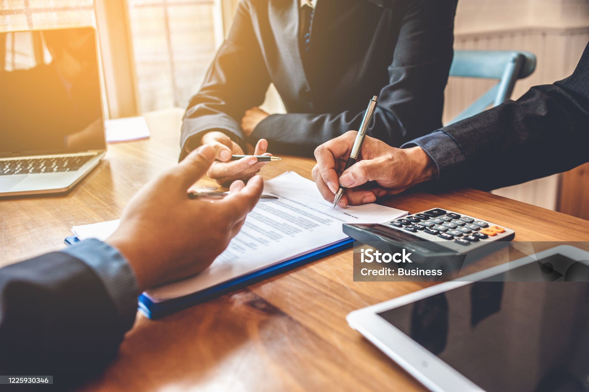 Mastering the First Impression: Your intriguing post title goes here Istockphoto 1225930346 2048x2048 1